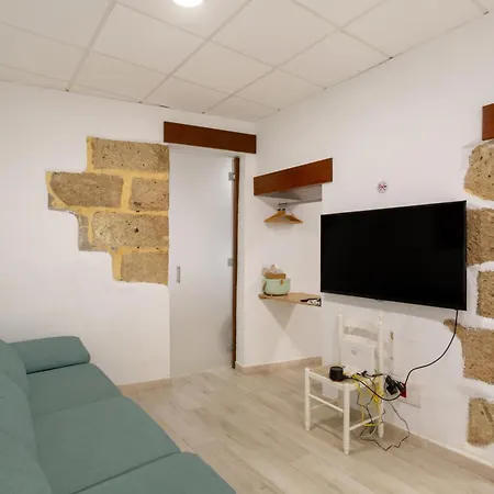 Eva Garcia Naranjo Tatil Evi